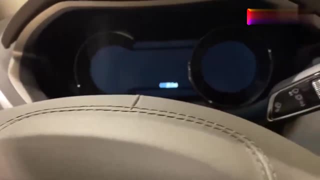 2020款林肯MKZ閃亮登場，坐進車內(nèi)看到內(nèi)飾設(shè)計，我徹底心動了