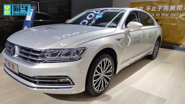 開著氣派有面子，車長(zhǎng)5074mm，V6引擎帶四驅(qū)，還帶有空氣懸架