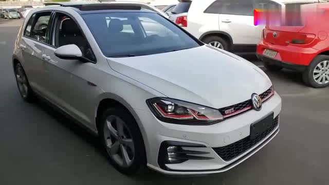 真正的性能小钢炮!大众高尔夫gti,简直不要太帅了_号