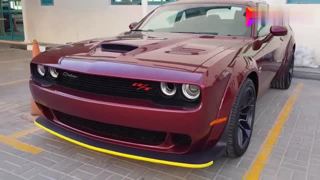 新车鉴赏，实拍道奇2020款Challenger SRT