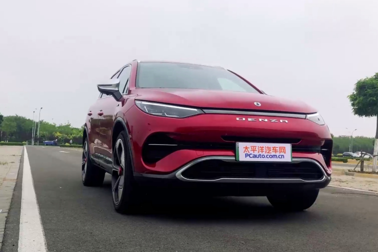 靜態(tài)體驗(yàn)騰勢汽車，這“小紅”合你胃口嗎？