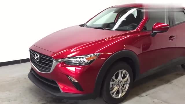 實(shí)拍2020款馬自達(dá)CX-3，按下鑰匙開(kāi)啟后備箱那刻，我心動(dòng)了