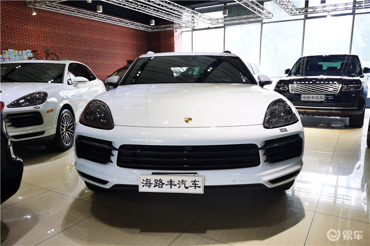 20款保時(shí)捷卡宴彰顯個(gè)性基調(diào)最新報(bào)價(jià)優(yōu)惠