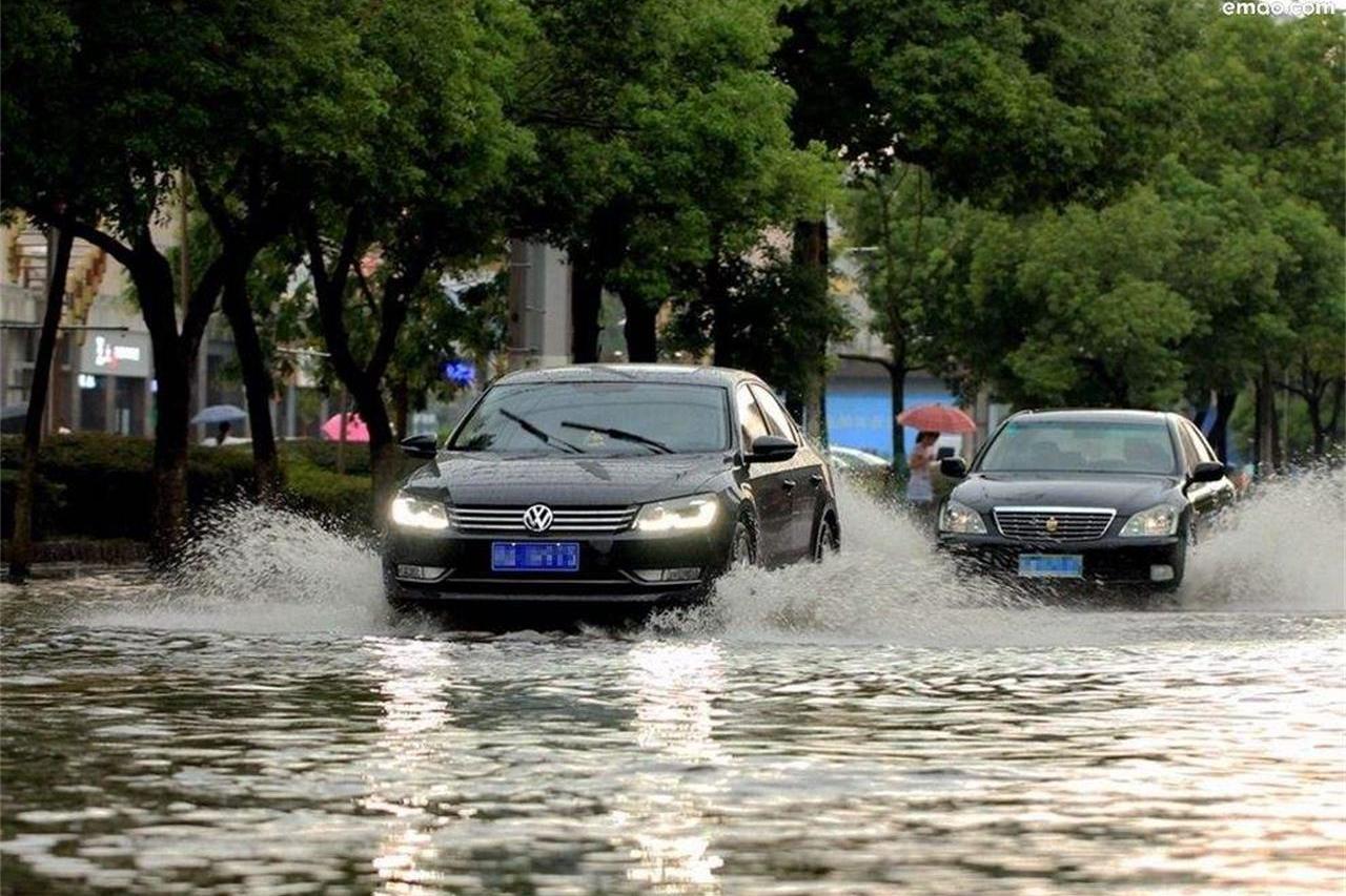 汽车被水淹了,把进气口封住发动机会进水吗?搞清楚不吃亏