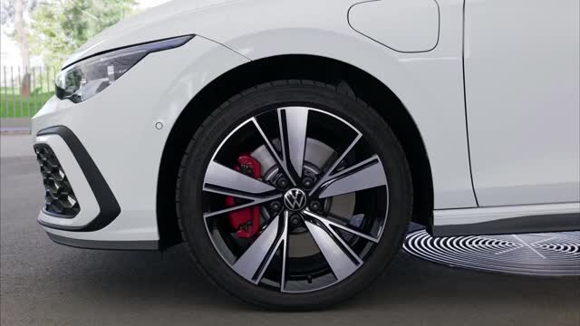 2021款大眾高爾夫GTE實(shí)車展示，拿到鑰匙坐進(jìn)駕駛室，霸氣上演