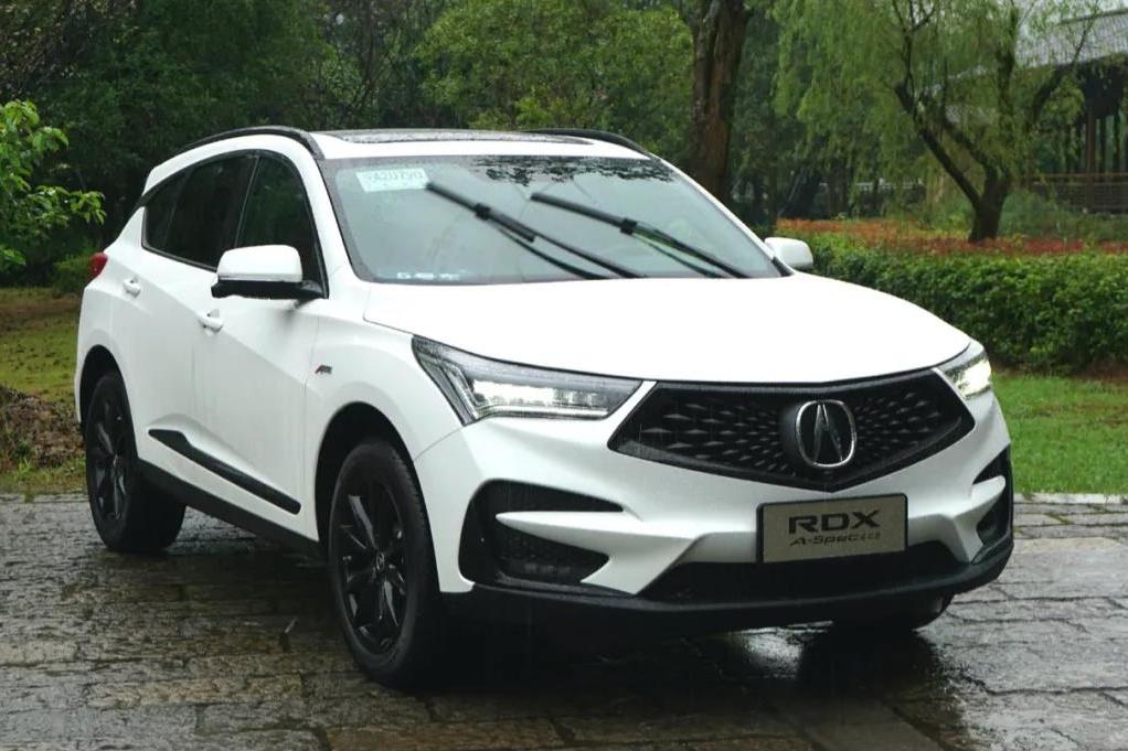 身為豪華SUV,它竟以“劈彎”作為賣(mài)點(diǎn)?