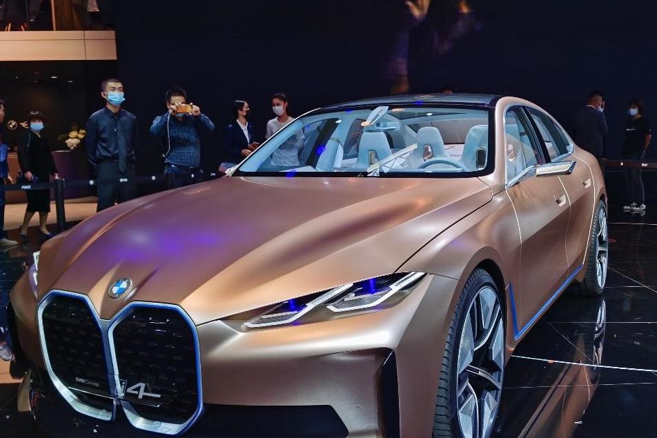 搭載第五代eDrive，續(xù)航600km，寶馬i4亮相北京車展