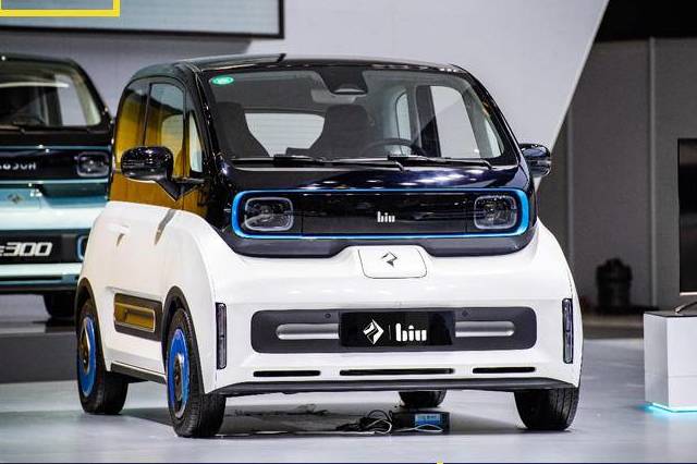 跨界融合“智能大家电”，新宝骏发布小BIU智慧汽车