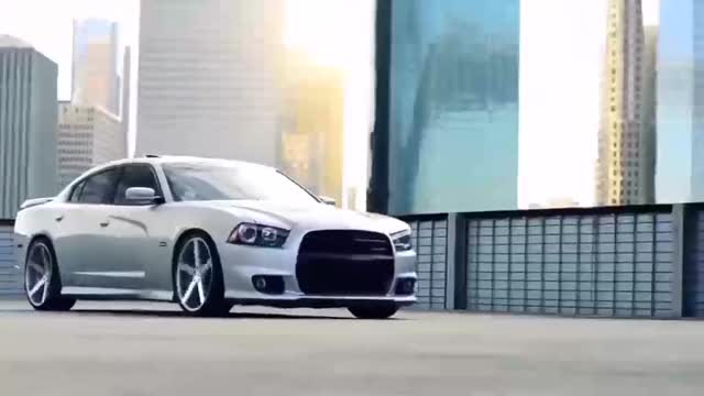 老款新改：道奇Charger Srt8，低趴