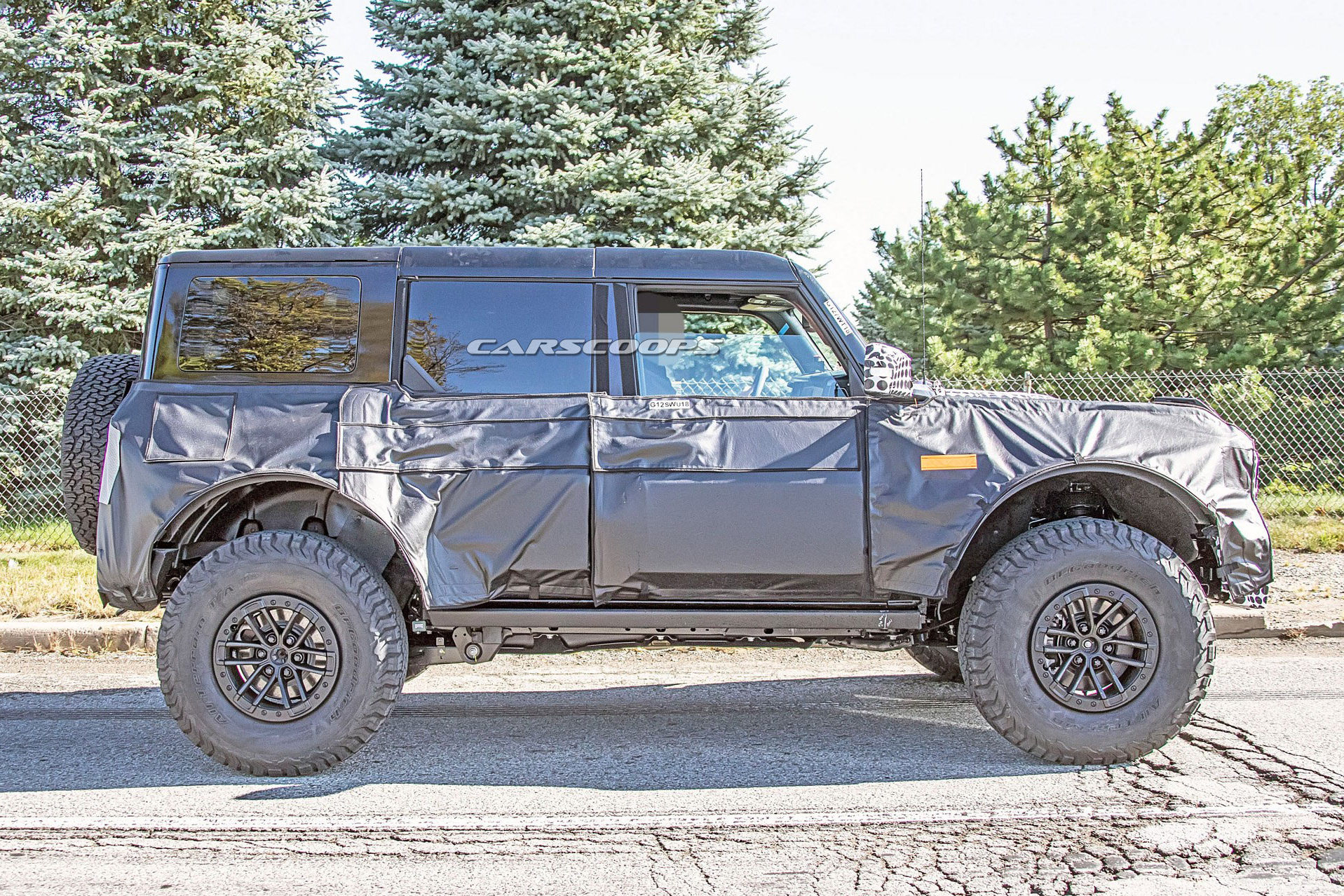 2022款福特Bronco戰(zhàn)車將爭(zhēng)奪Jeep的越野車寶座