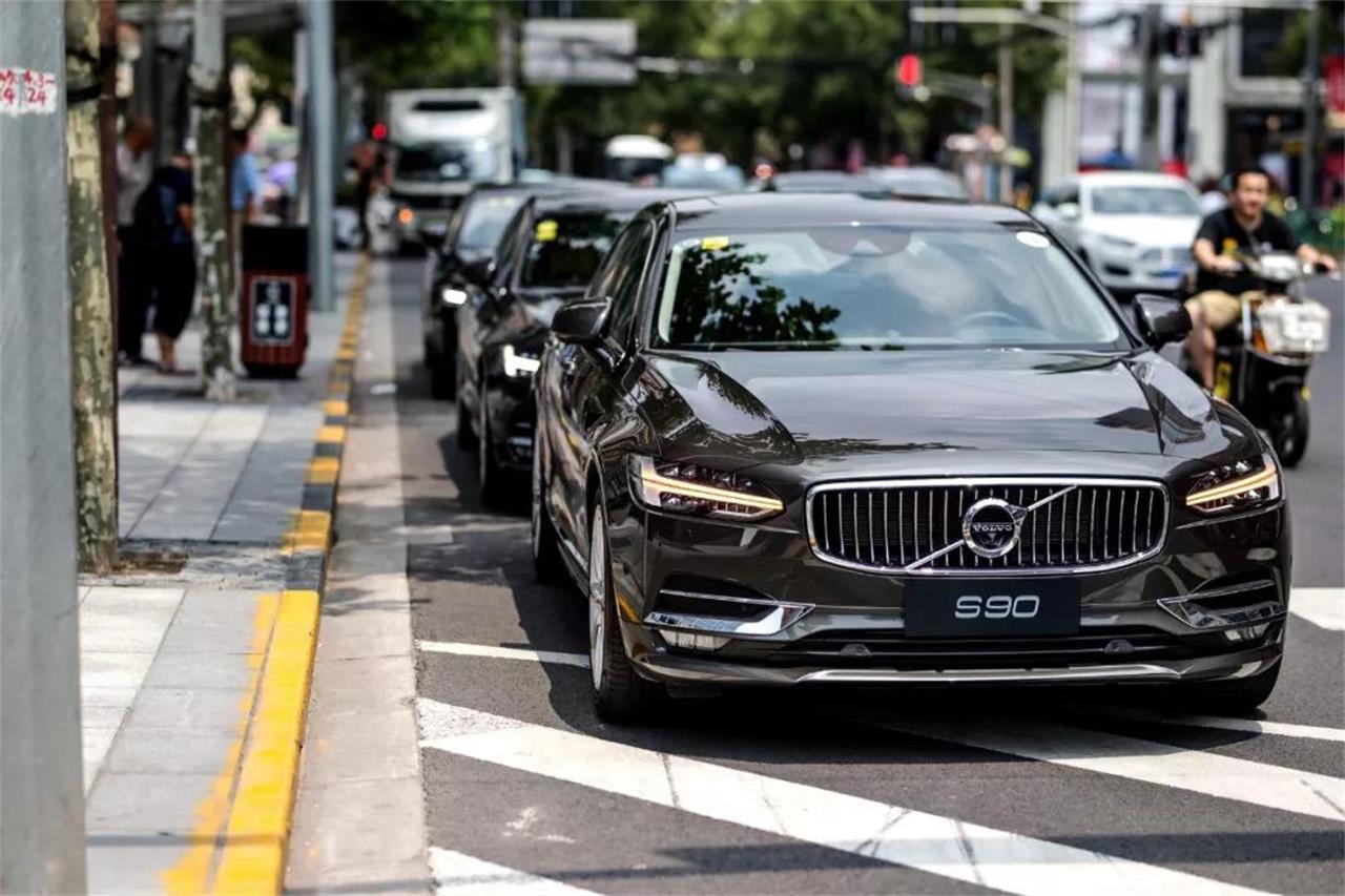 中大型轎車怎么選？林肯大陸、沃爾沃S90和凱迪拉克CT6誰好