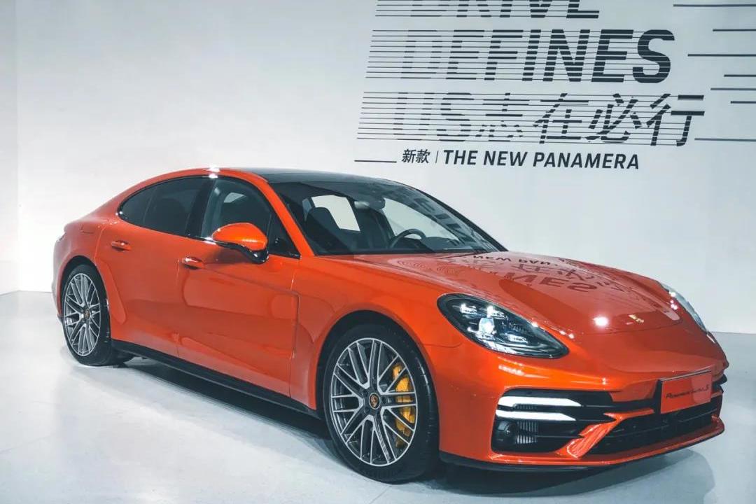 紳士又暴力，地表最強行政車！新保時捷Panamera