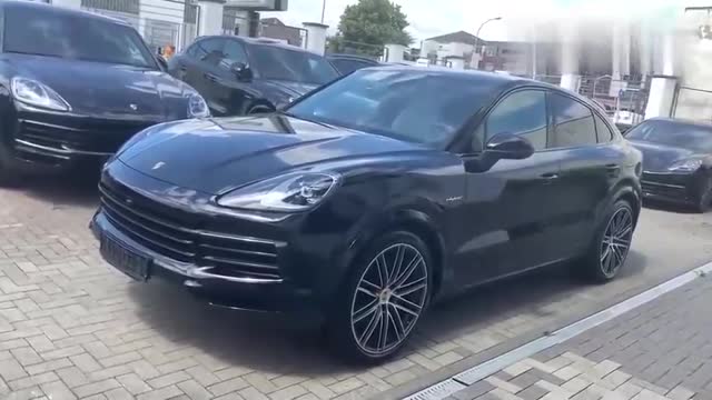 2020款保時(shí)捷卡宴Coupe E-Hybrid入庫，這顏值我心動(dòng)了！