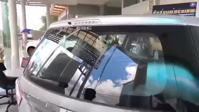 2020款五十鈴MU-X牧游俠到貨，愛(ài)車的你喜歡這款車嗎？