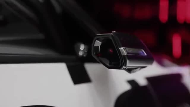 2020款?yuàn)W迪E-TRON展示