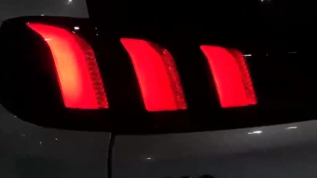 2020款標(biāo)致5008GT-Line閃亮登場，了解完配置后，我徹底心動了！