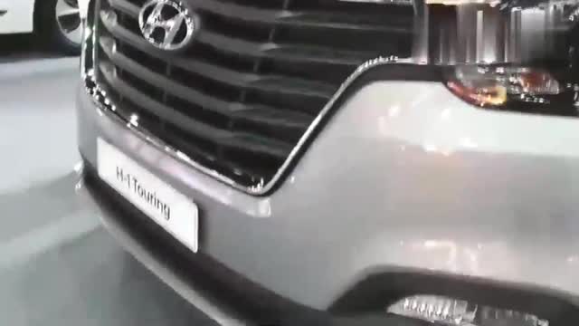 現(xiàn)代全新MPV實(shí)拍，看到車的內(nèi)飾，我徹底心動了！