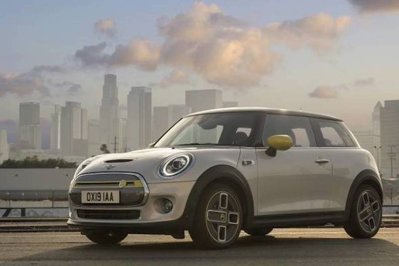 寶馬將研發(fā)新一代MINI Cooper SE車型 針對(duì)電池升