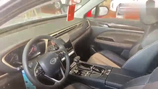 廣汽傳祺GS5 270T新車展示, 近距離觀賞一下, 買不買自己心中有數(shù)