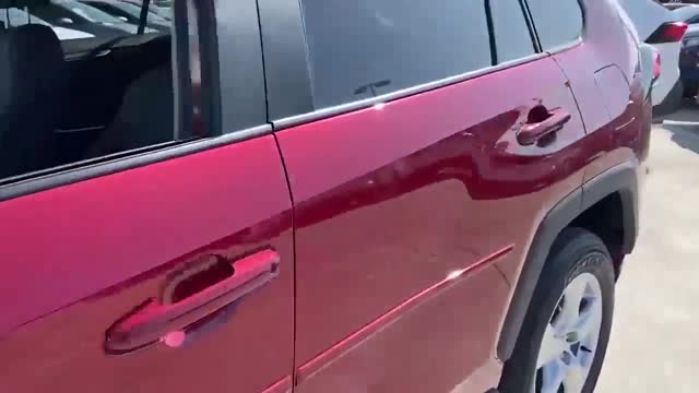 新款豐田RAV4實車展示，近距離了解后，買不買本田CRV自己想！