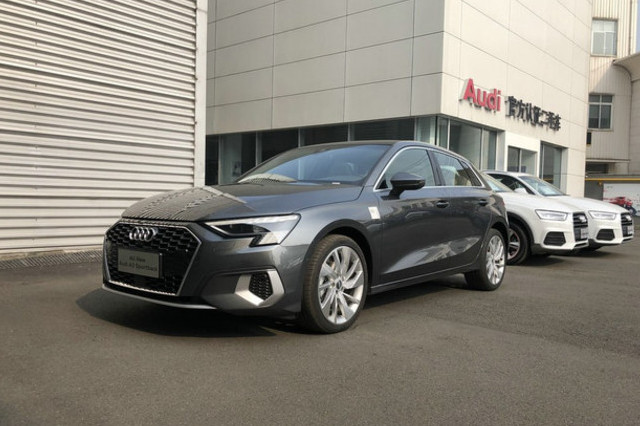 國產(chǎn)全新奧迪A3 Sportback實(shí)車曝光將于廣州車展發(fā)布