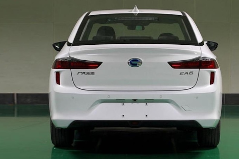 廣汽本田EA6車型曝光 基于Aion.S打造