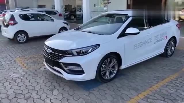 2020款奇瑞艾瑞澤6到店實拍，就沖這顏值你還想啥大眾凌渡呢？