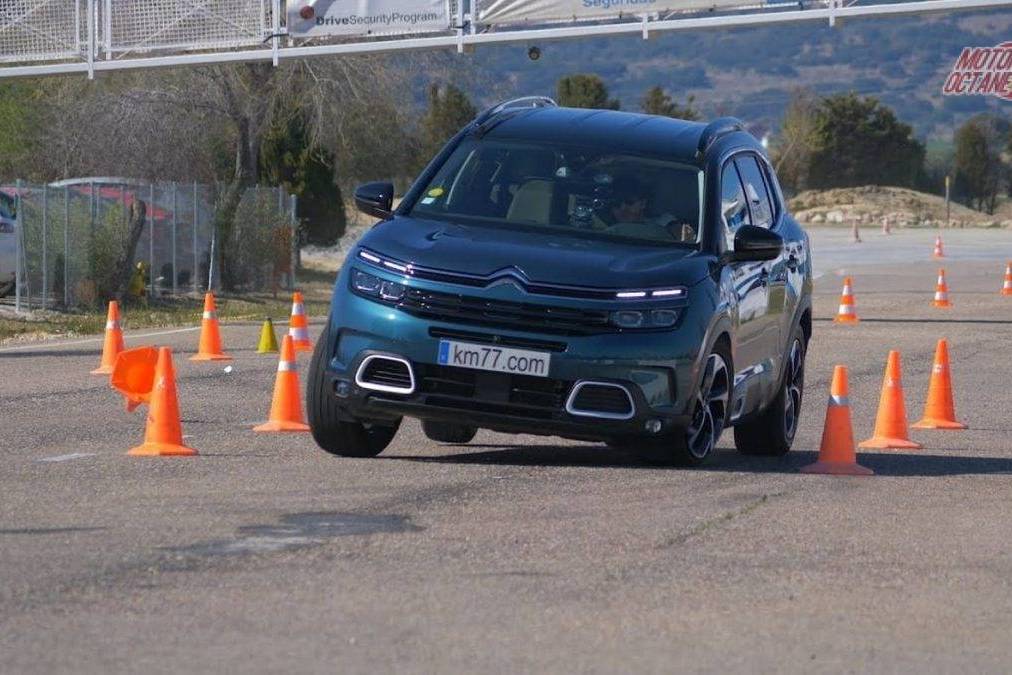 汽車底盤技術(shù)哪家強？“尖子生”雪鐵龍大師底盤當仁不讓