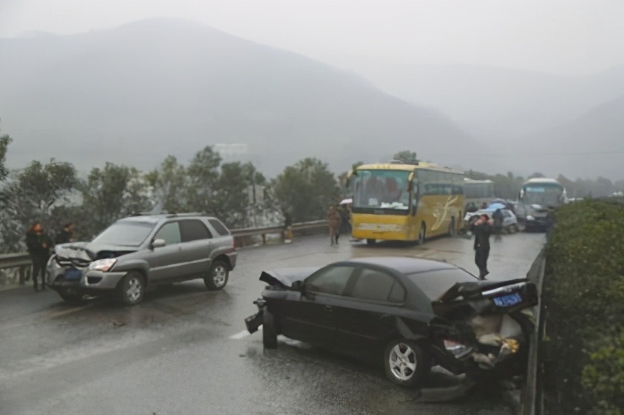 輪胎濕地性能差？雨天駕車要注意了！