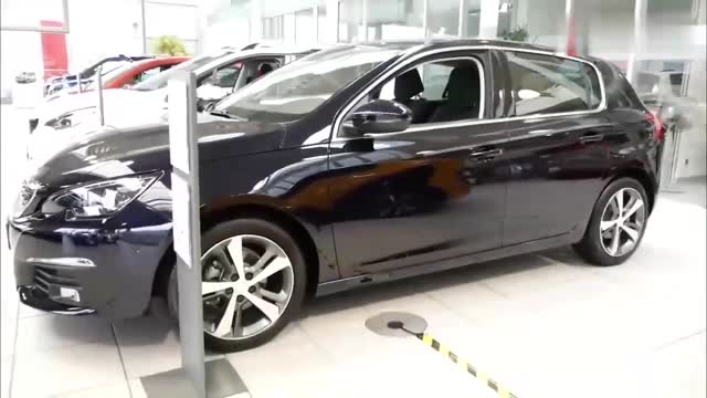 新提的2020款標(biāo)致308GT，打開車門和后備箱，我放棄了軒逸