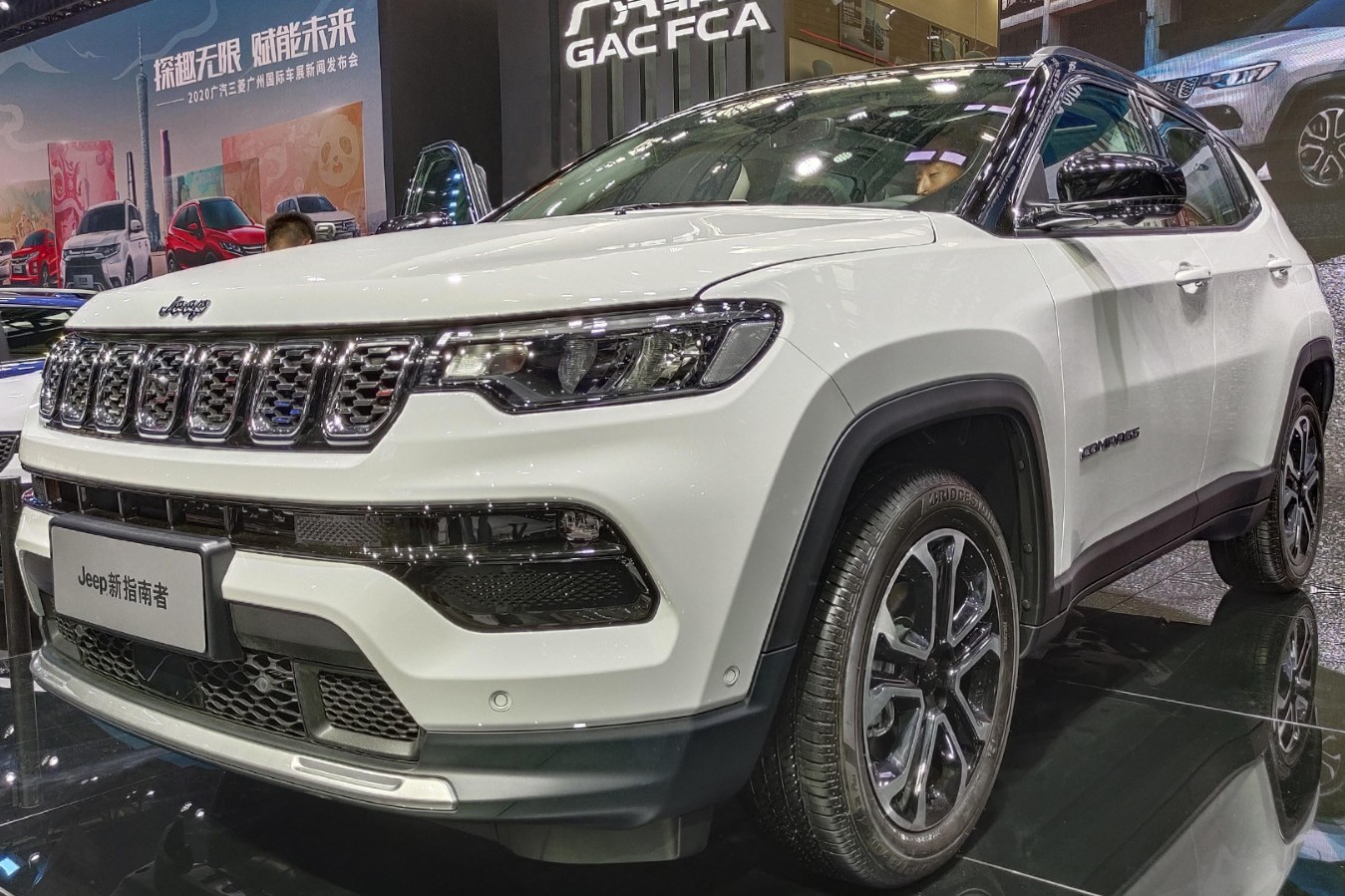 兩分鐘帶你看懂廣州車展上的Jeep全新指南者