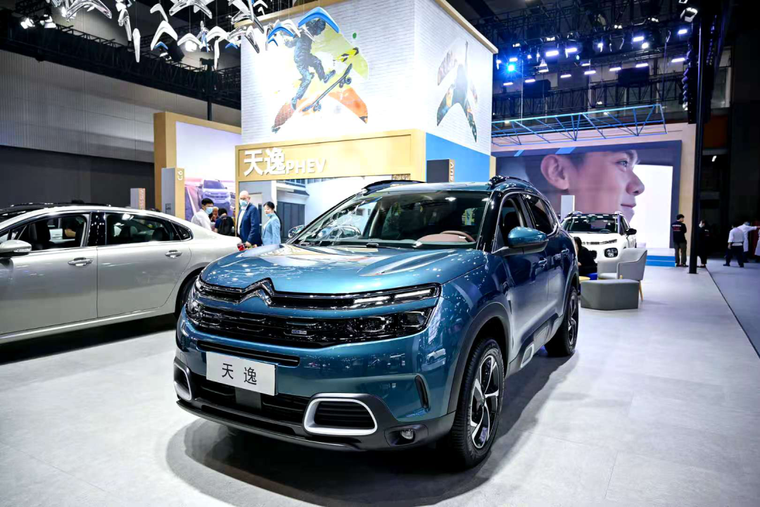 廣州車展丨19_19領(lǐng)銜全系車型，三款新車加速雪鐵龍品牌向上