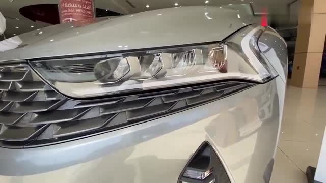 2021款起亞K5到店，看到實車那刻，才知道啥叫帥氣！