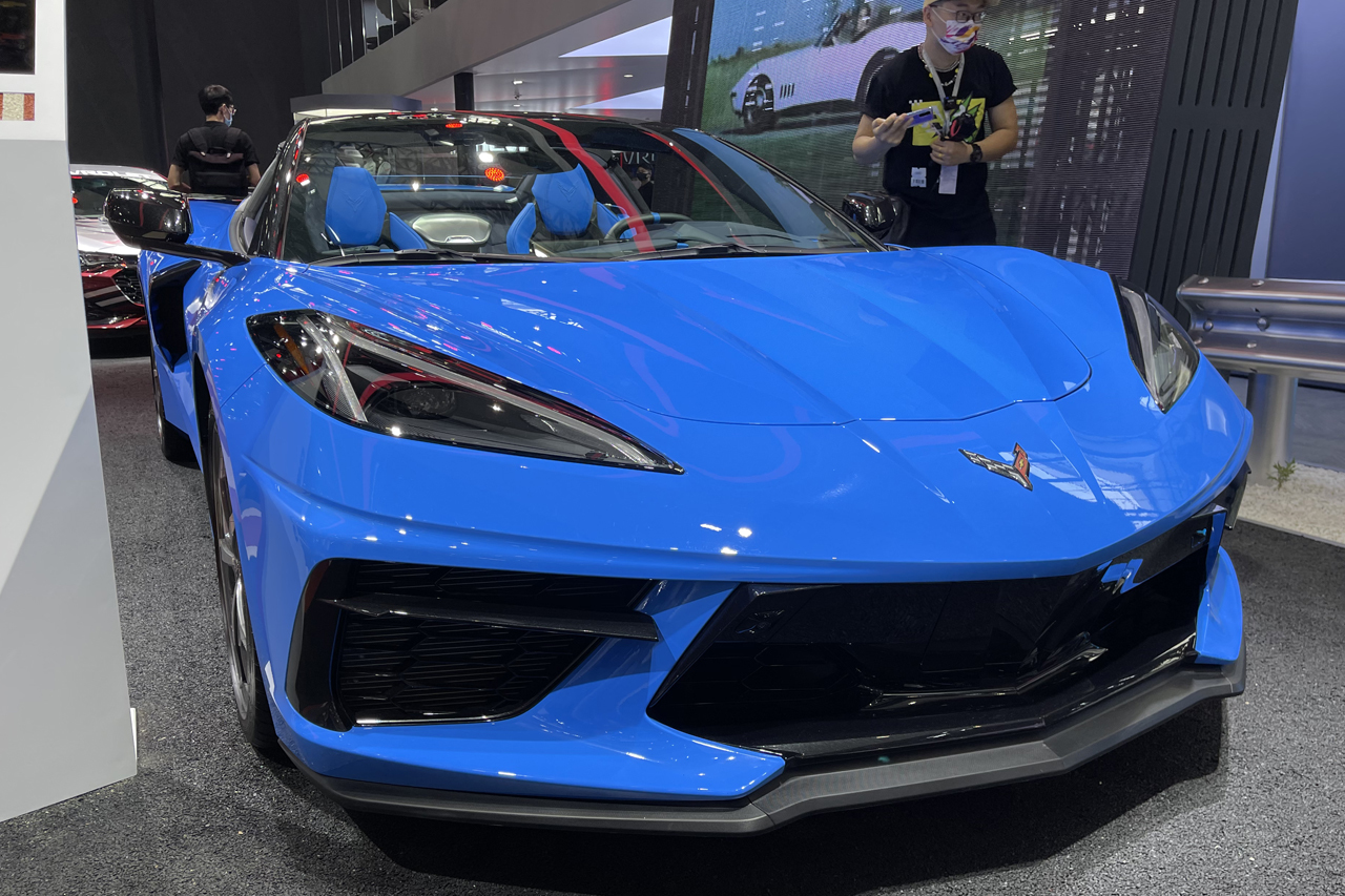 0-96公里加速不到3秒！ 廣州車展聊科爾維特C8
