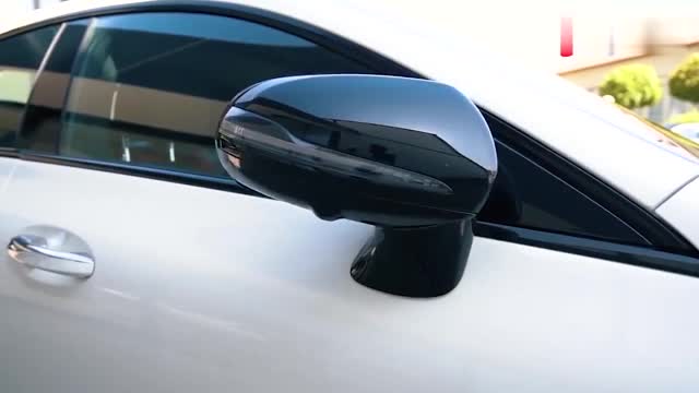 高清鑒賞奔馳CLS 350d，車門打開才明白什么是豪華