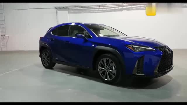 家族全新緊湊型SUV，雷克薩斯UX250h實(shí)拍展示