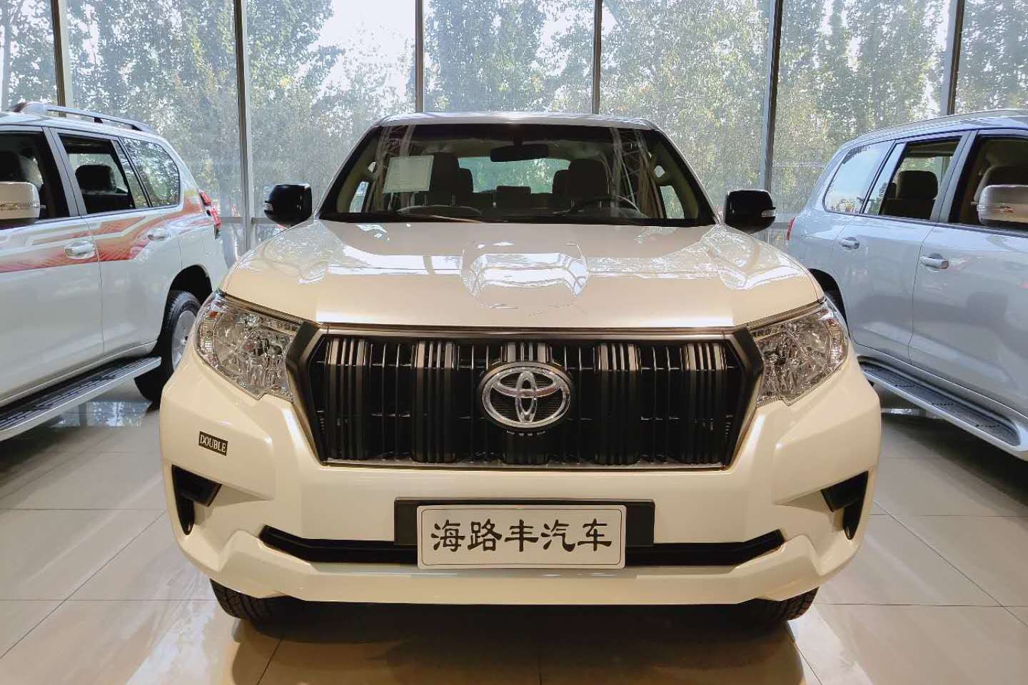 全新20款豐田霸道2700中東版現(xiàn)車銷售 行情多少錢(qián)