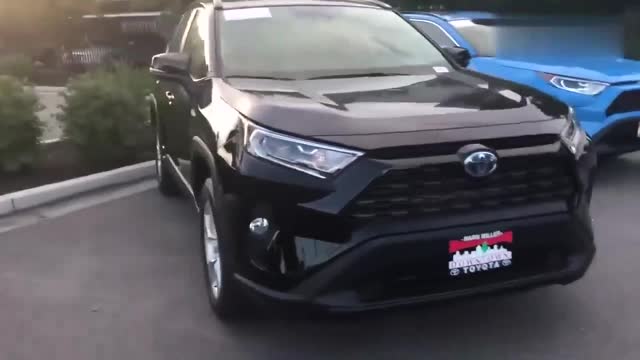 2020款豐田RAV4 混動(dòng)版入庫(kù)實(shí)拍