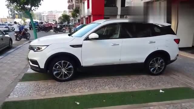 全新眾泰T500到貨,坐進(jìn)車內(nèi)的那一刻,我放棄了哈弗H6！