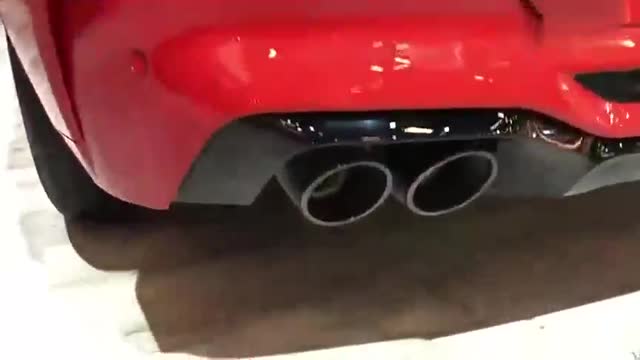 新車展示，實(shí)拍2020款寶馬X4 M，太帥氣了！