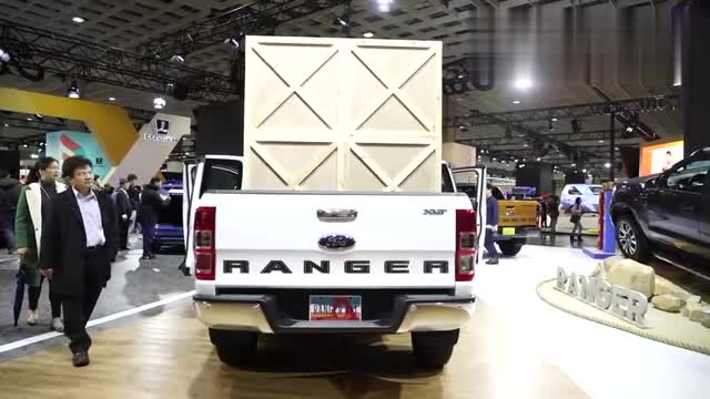 福特小猛禽RangerXLT,了解完外觀和內(nèi)飾,我徹底心動(dòng)了！