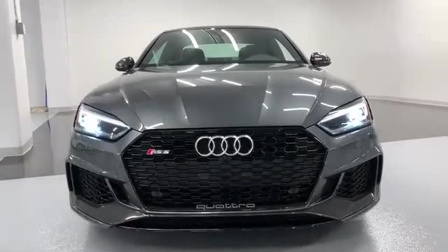 奧迪RS5 Coupe，按下車鑰匙看到內(nèi)飾后，還要啥寶馬M4！