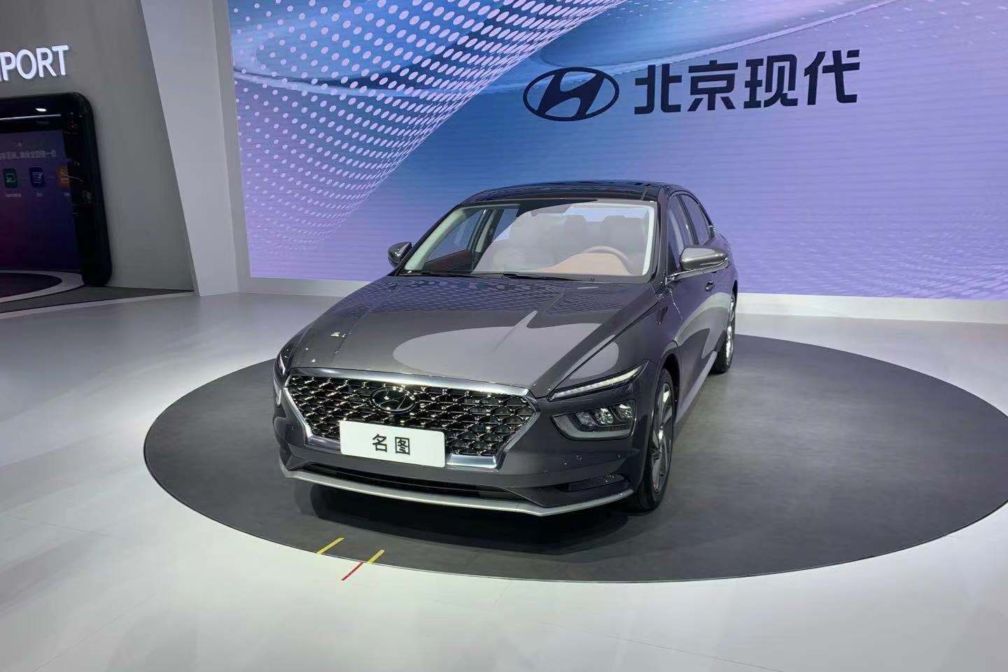 現(xiàn)代家族再添一員猛將，定位中型用料十足