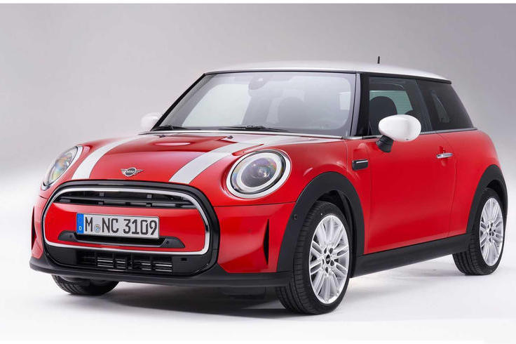 新款MINI Cooper，經(jīng)典難創(chuàng)新，大嘴設(shè)計被批太丑？