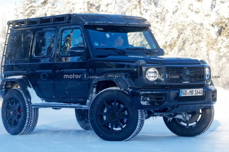 G級(jí)4×42強(qiáng)勢(shì)換代，奔馳2021年新車展望