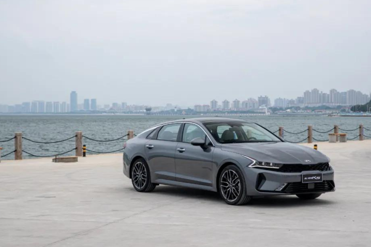 只有電動(dòng)車(chē)才是智能汽車(chē)?或許我們的認(rèn)知都錯(cuò)了