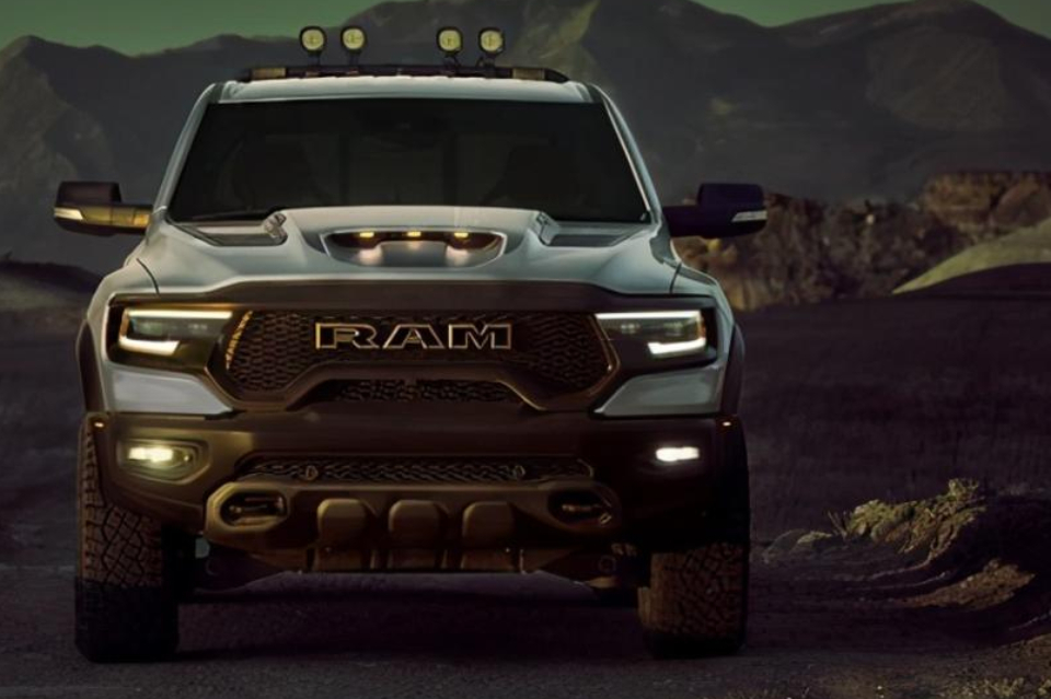 4.5秒破百的皮卡！RAM 1500 TRX出爐，性能更狂野