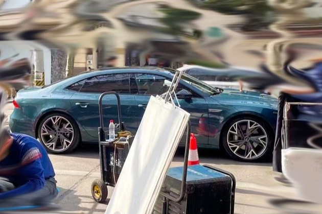 上汽奧迪A7L實(shí)車(chē)曝光 將于2021上海車(chē)展發(fā)布