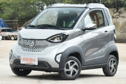 送禮入手寶駿E100電動(dòng)車，老婆開心到不行，讓人很欣慰！