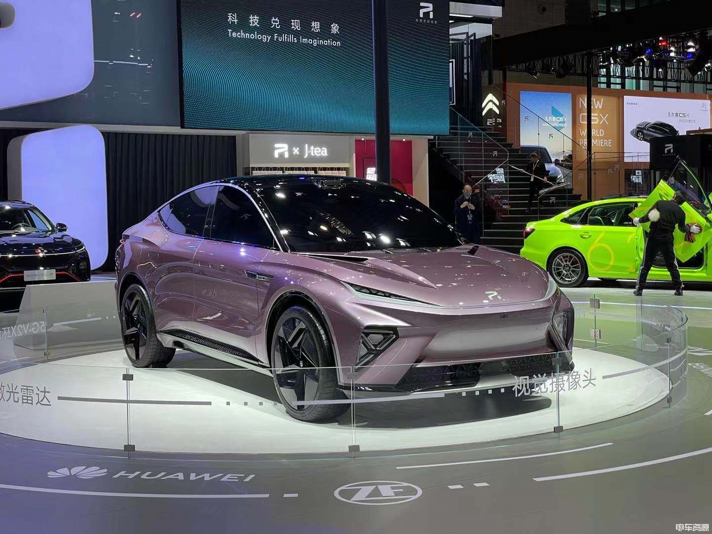 2021上海车展丨上汽R汽车 ES33正式亮相